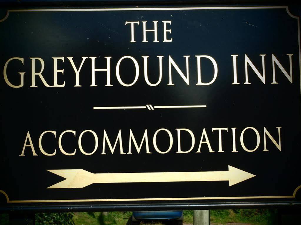 The Greyhound Inn Taunton Exterior photo